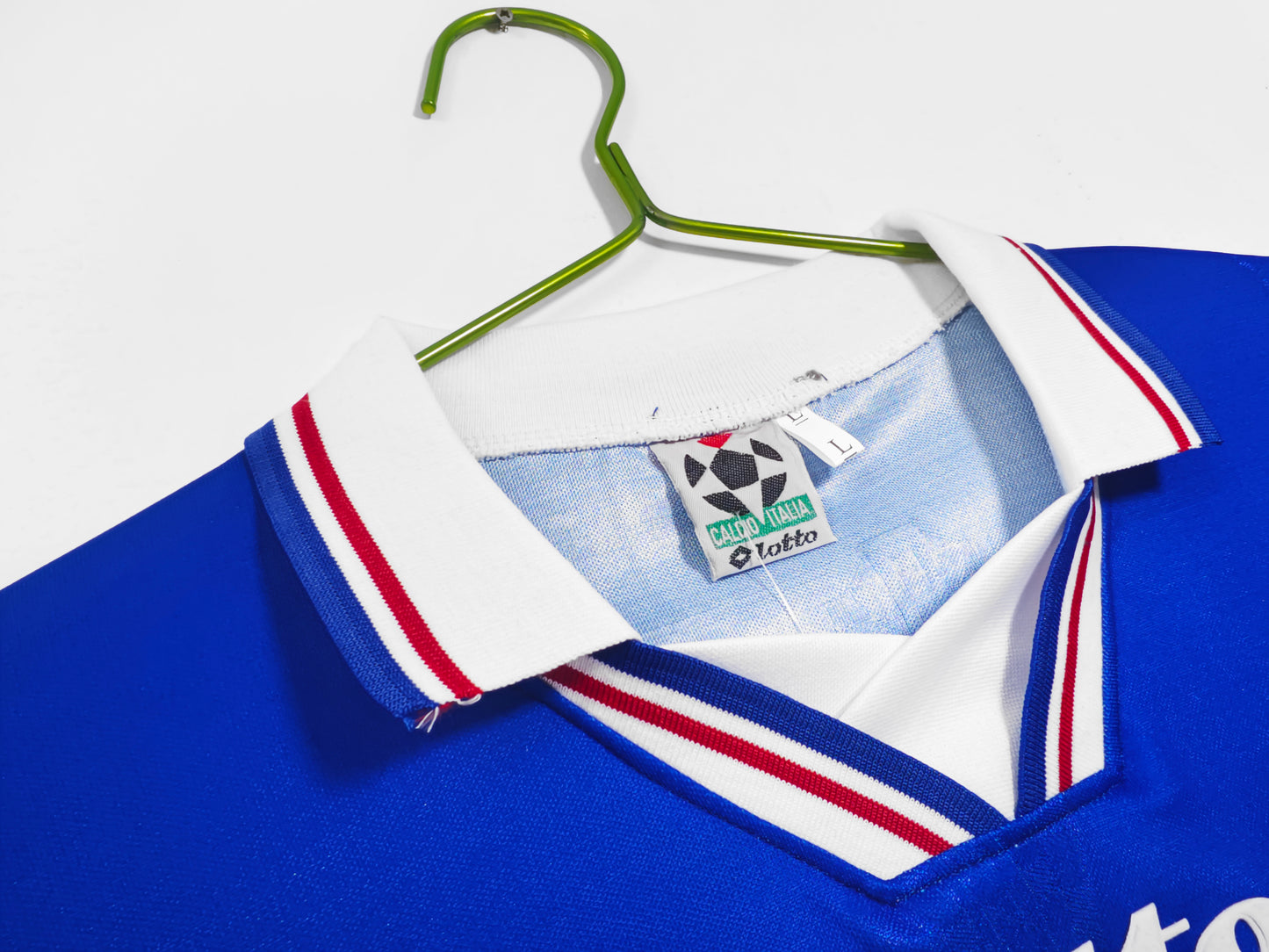 CROATIA 1998 AWAY JERSEY - RETRO ORIGINAL